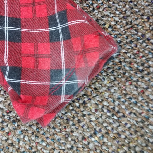 Red plaid leggings - Picture 3 of 4